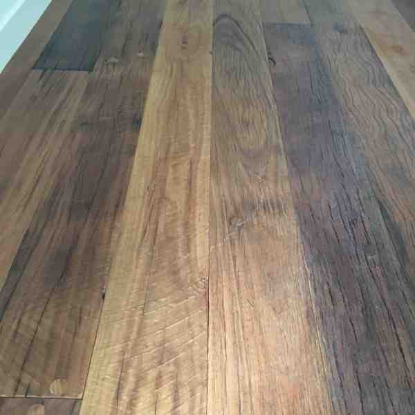 Sawn wirebrushed flooring