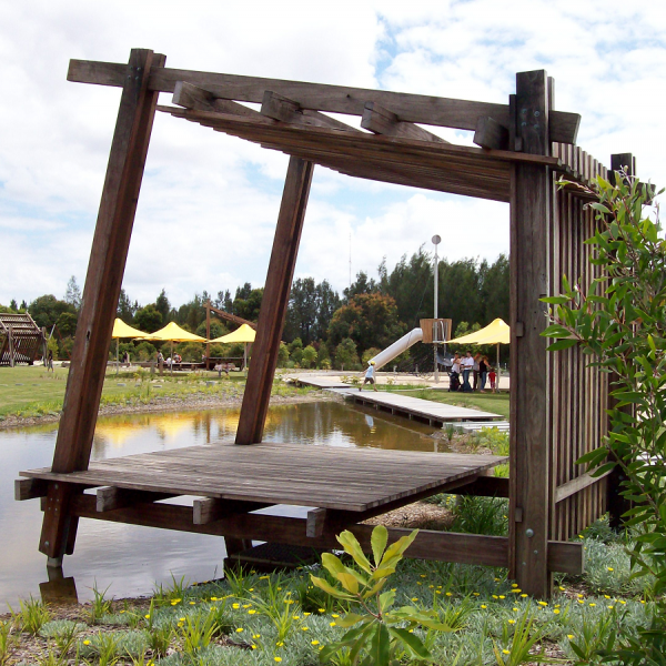 Timber feature lookout