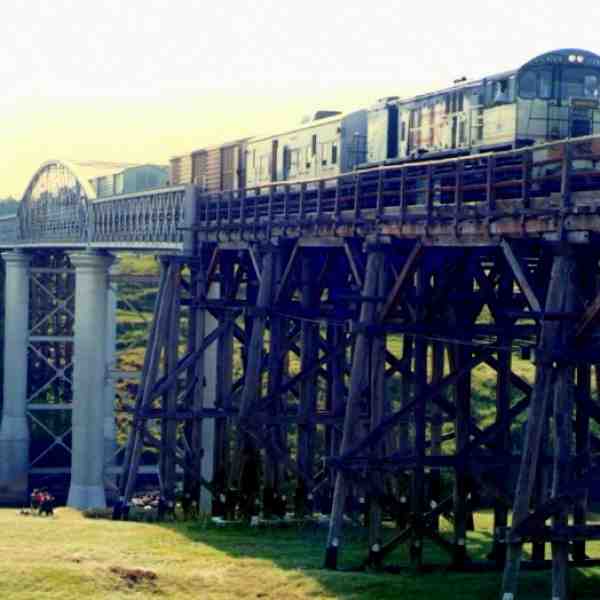Kingaroy to Theebine railway bridges