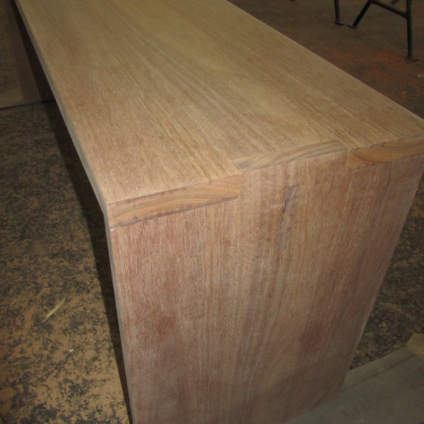 Spotted gum benchtop corner detail