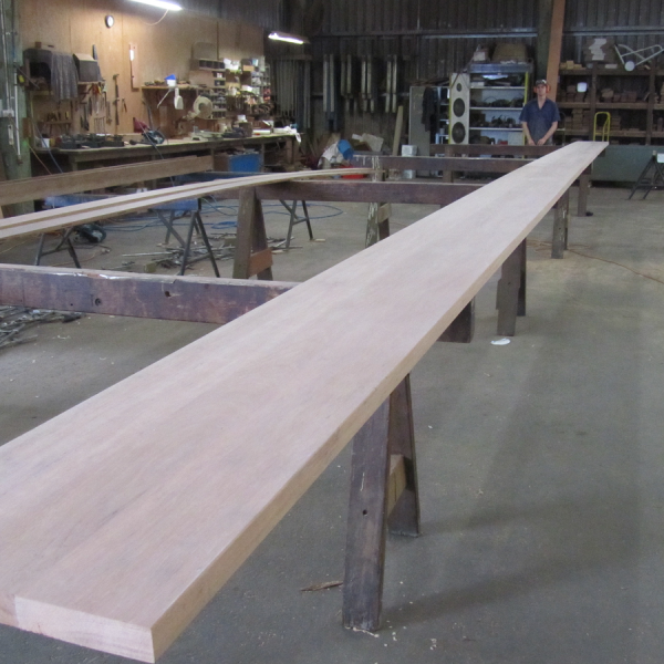 Blackbutt 12m benchtop