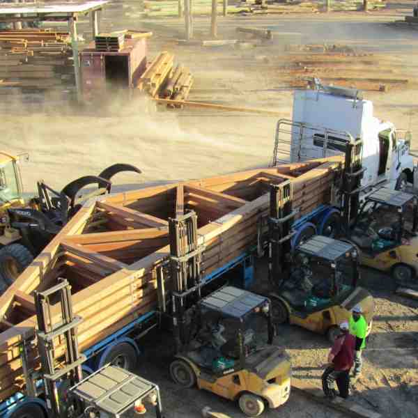 Loading heavy trusses