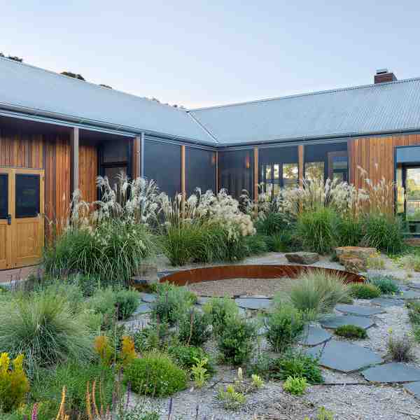 sgum cladding