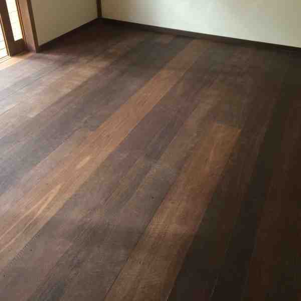 Antiqued Mixed Reds Flooring